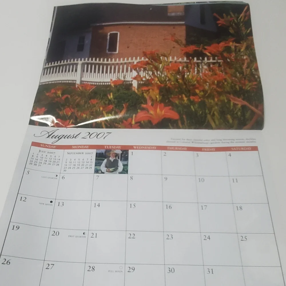 5/$15 Colonial Williamsburg 2007 Calendar Paper Crafting